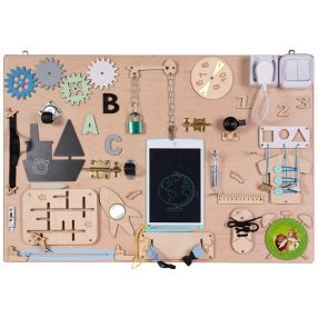   Fából készült érzékszervi manipulációs tábla 75x50cm